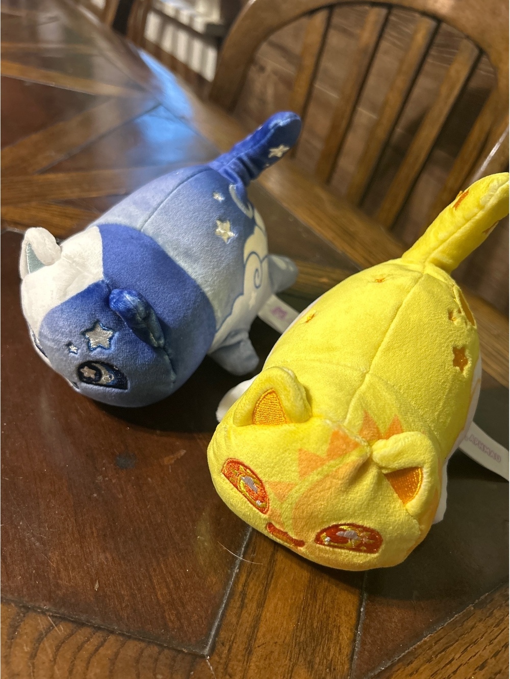 Sun & Moon Aphmau Set